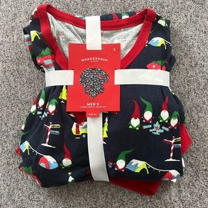 Men’s Christmas Pajamas - 2 Piece Set - Large